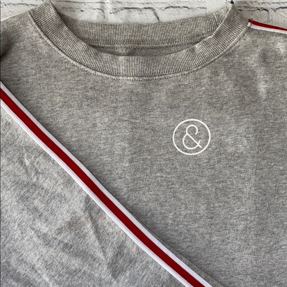 Treasure & Bond sweat top